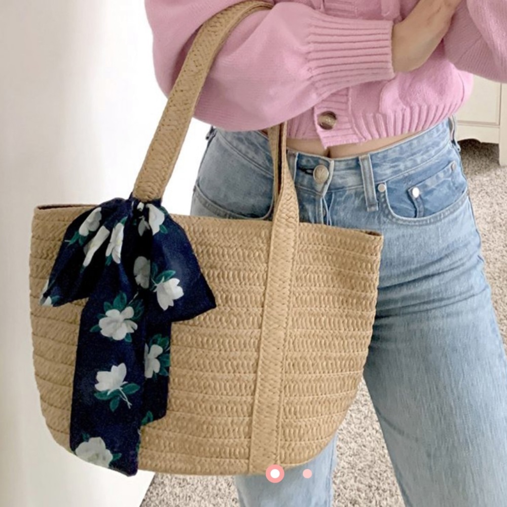 Draper James Straw bag with floral scarf
